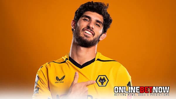 Goncalo Guedes completes Wolves move from Valencia